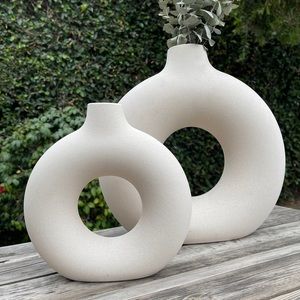 H&M Large and small ceramic donut vase SET